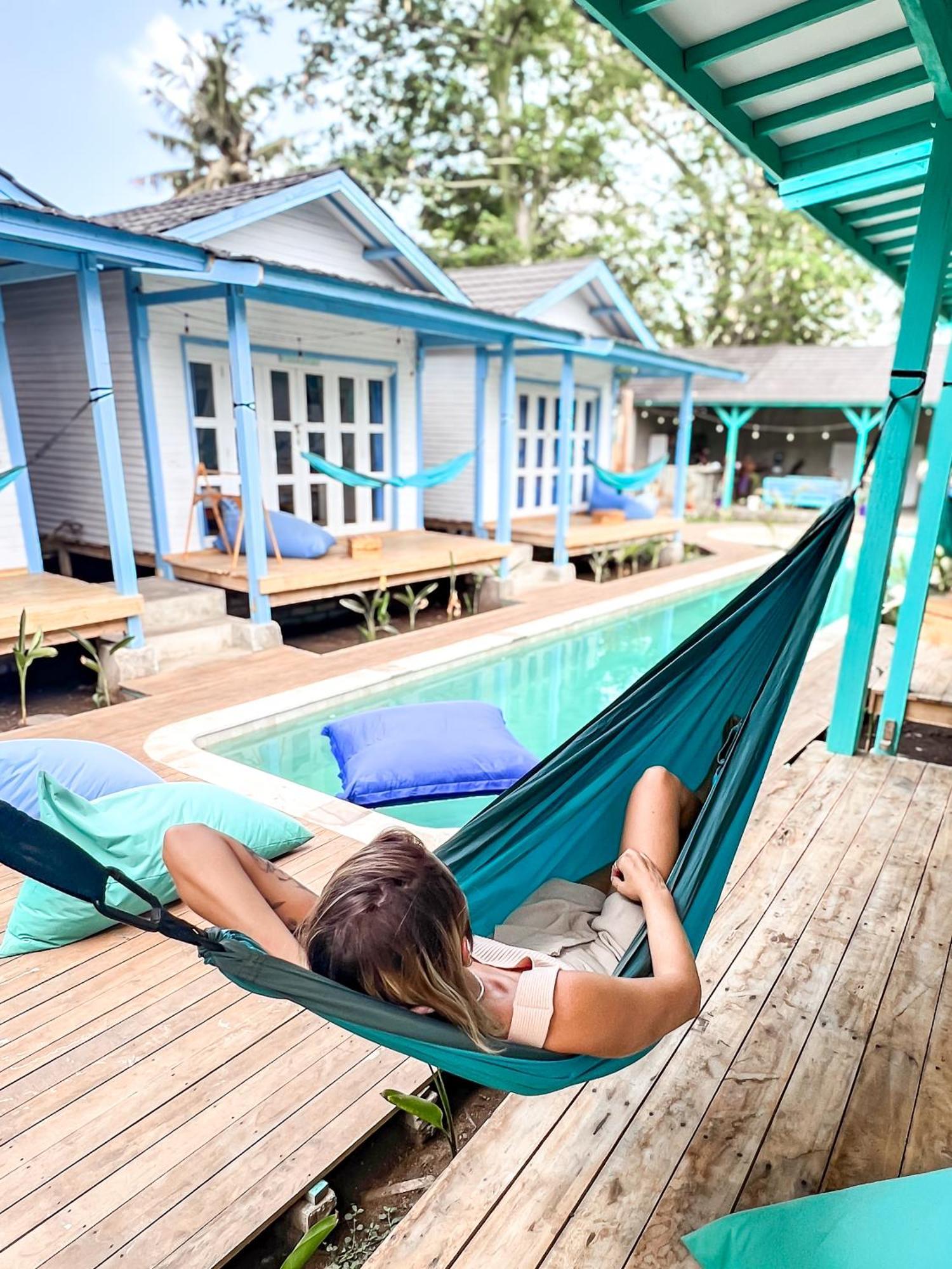 길리트라왕안 Casa Kapuas B&B 외부 사진