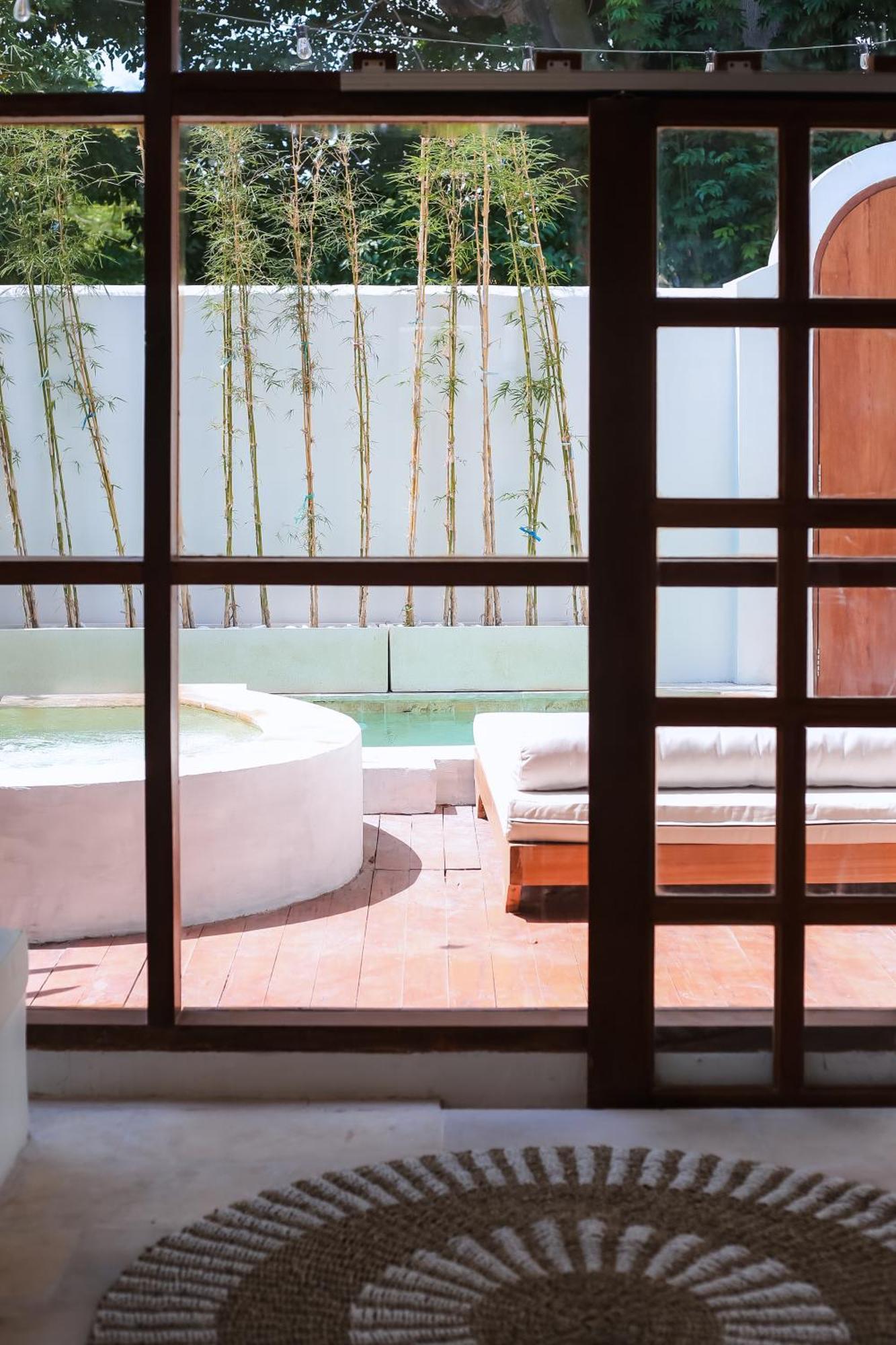 길리트라왕안 Casa Kapuas B&B 외부 사진